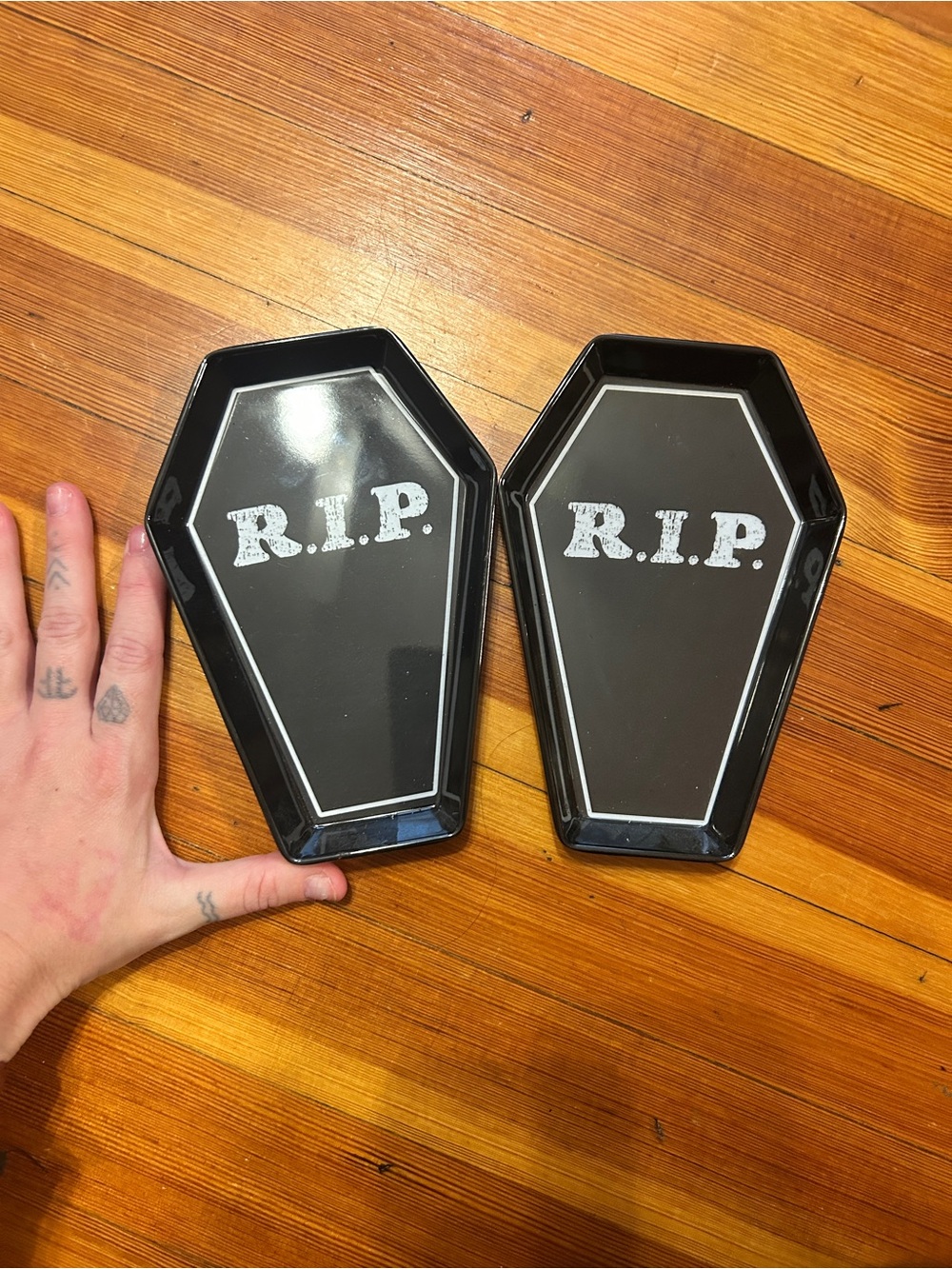 Coffin trays